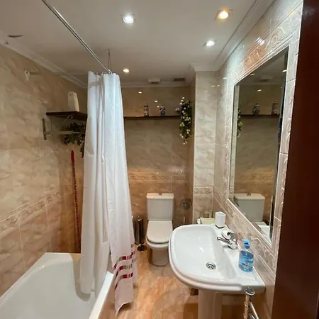 Apartamento Coqueto Bajo Con Jardin En A 5 Min Playa *