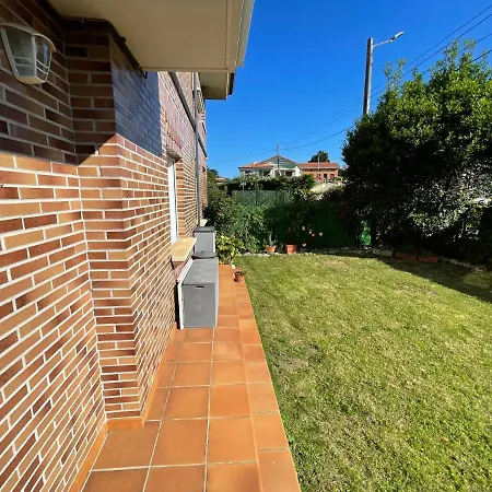 Coqueto Bajo Con Jardin En A 5 Min Playa Apartment *
